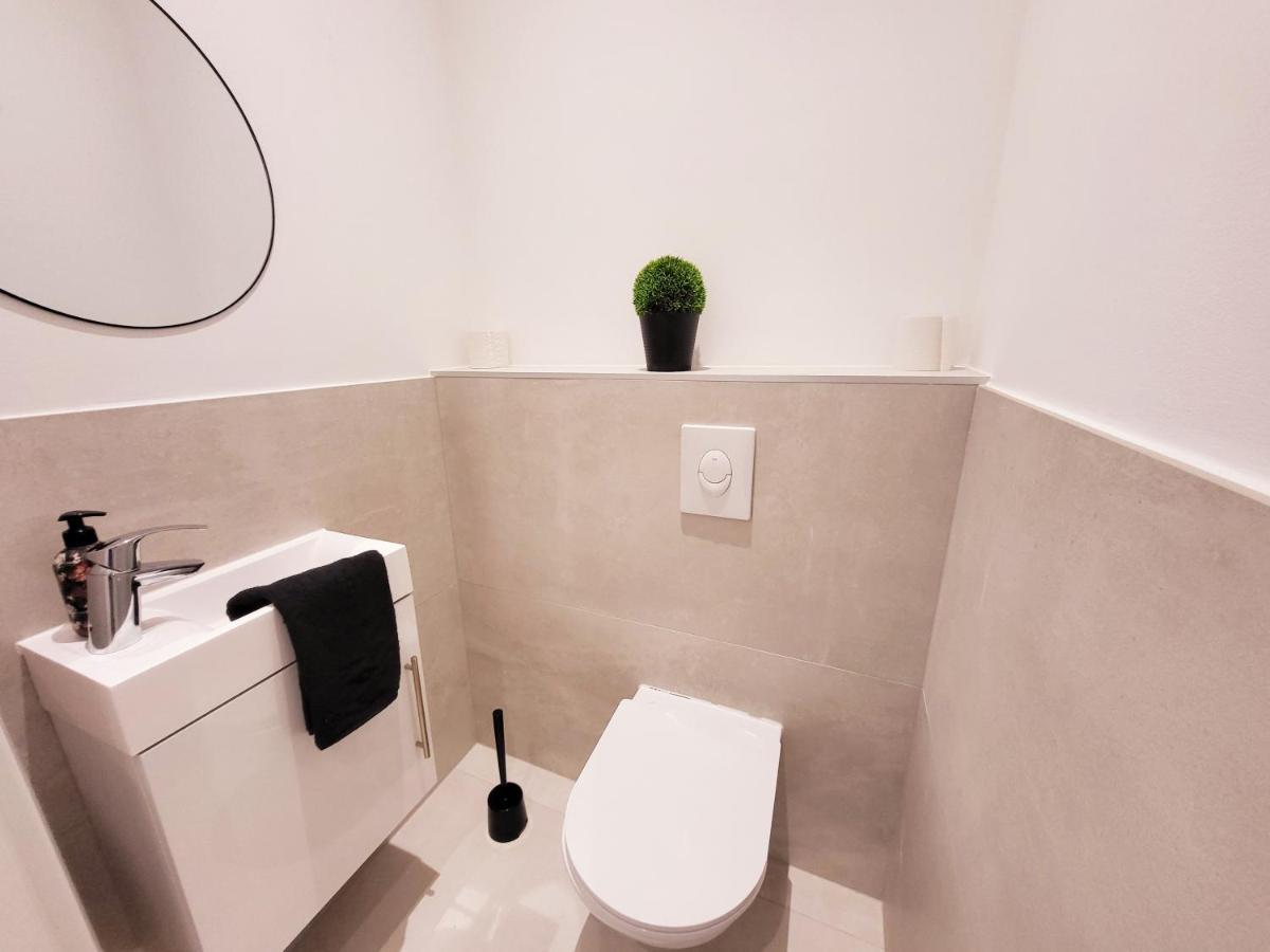 Novara City Apartment Vienne Extérieur photo